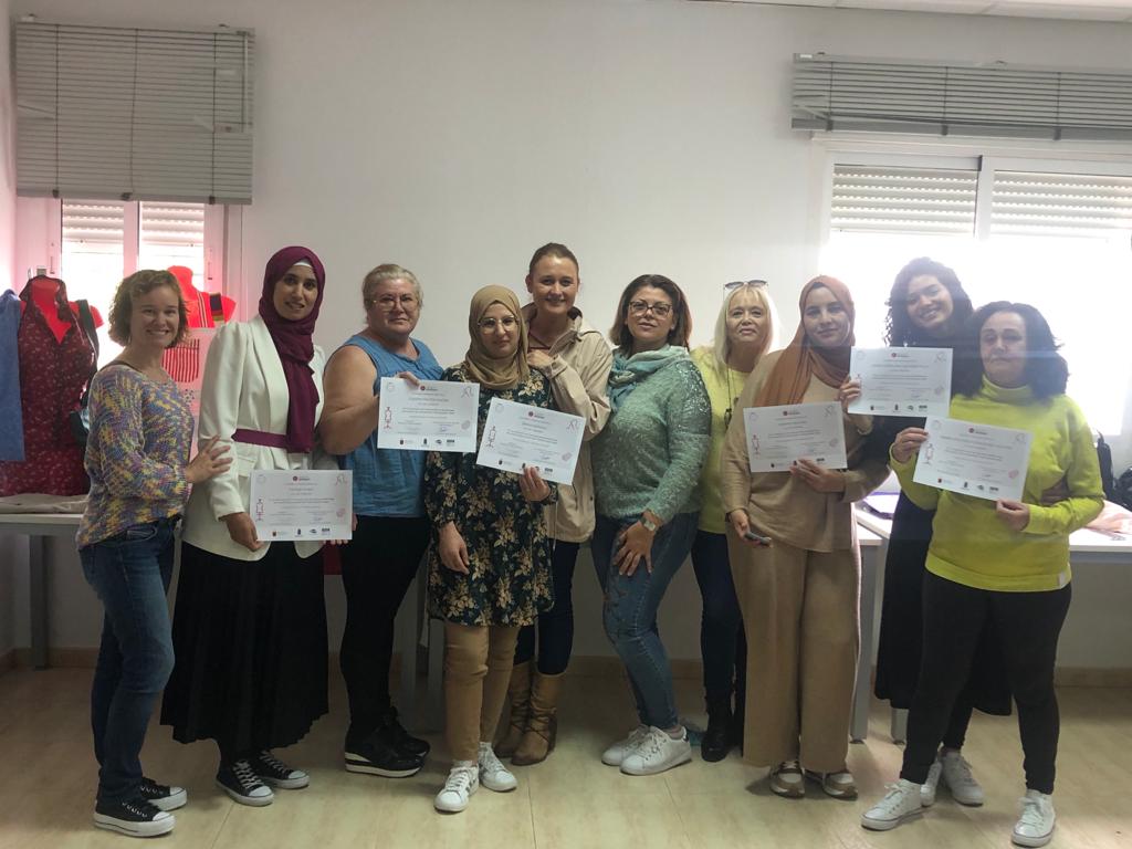 B. Social Molina Proyecto 'Camina entre telas' Clausura Foto