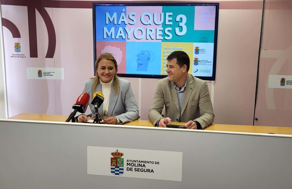 B. Social Molina Proyecto 'Más que Mayores III' Presentación Foto1